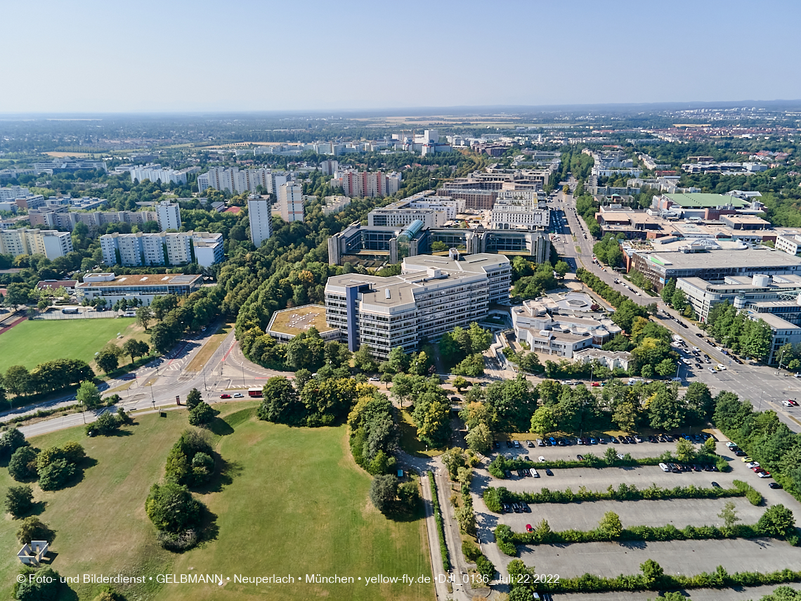 22.07.2022 - Rentenversicherung und Perlach PLaza in Neuperlach